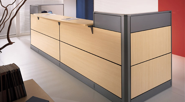 Irodabútor recepció: Xil