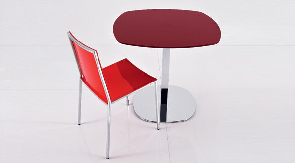 Várótermi dohányzó: Play